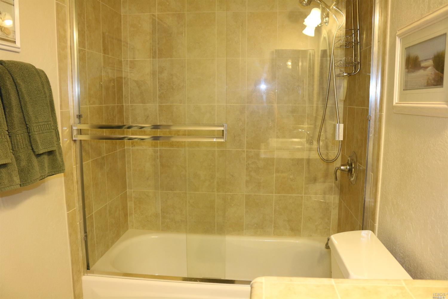 1376 Shea Ter, Vallejo, CA 94591 photo 32