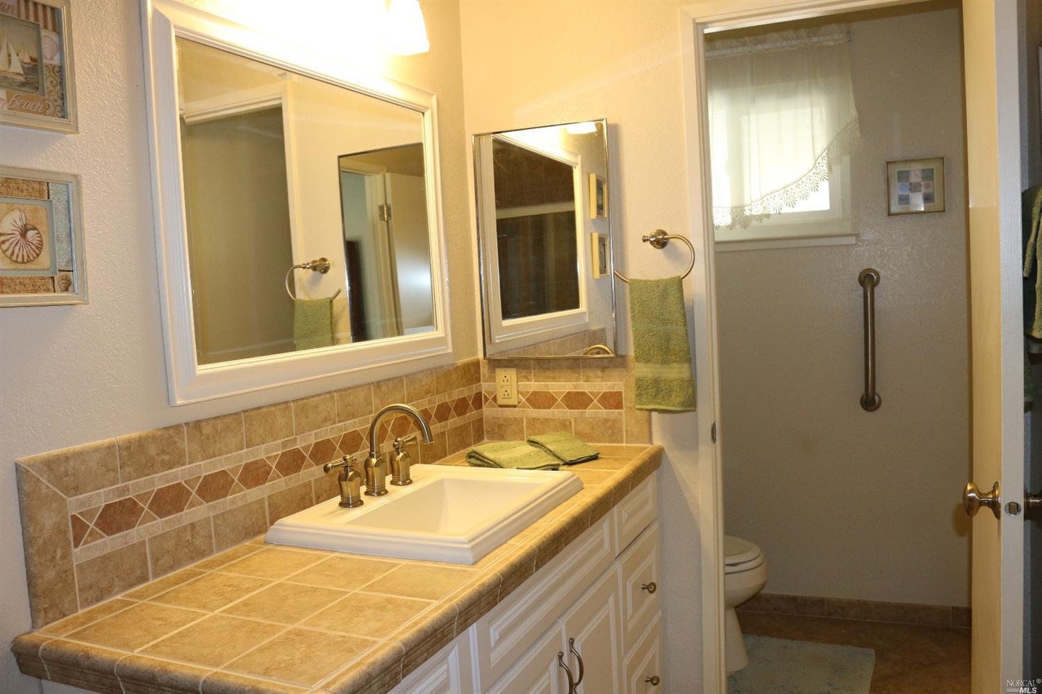 1376 Shea Ter, Vallejo, CA 94591 photo 25