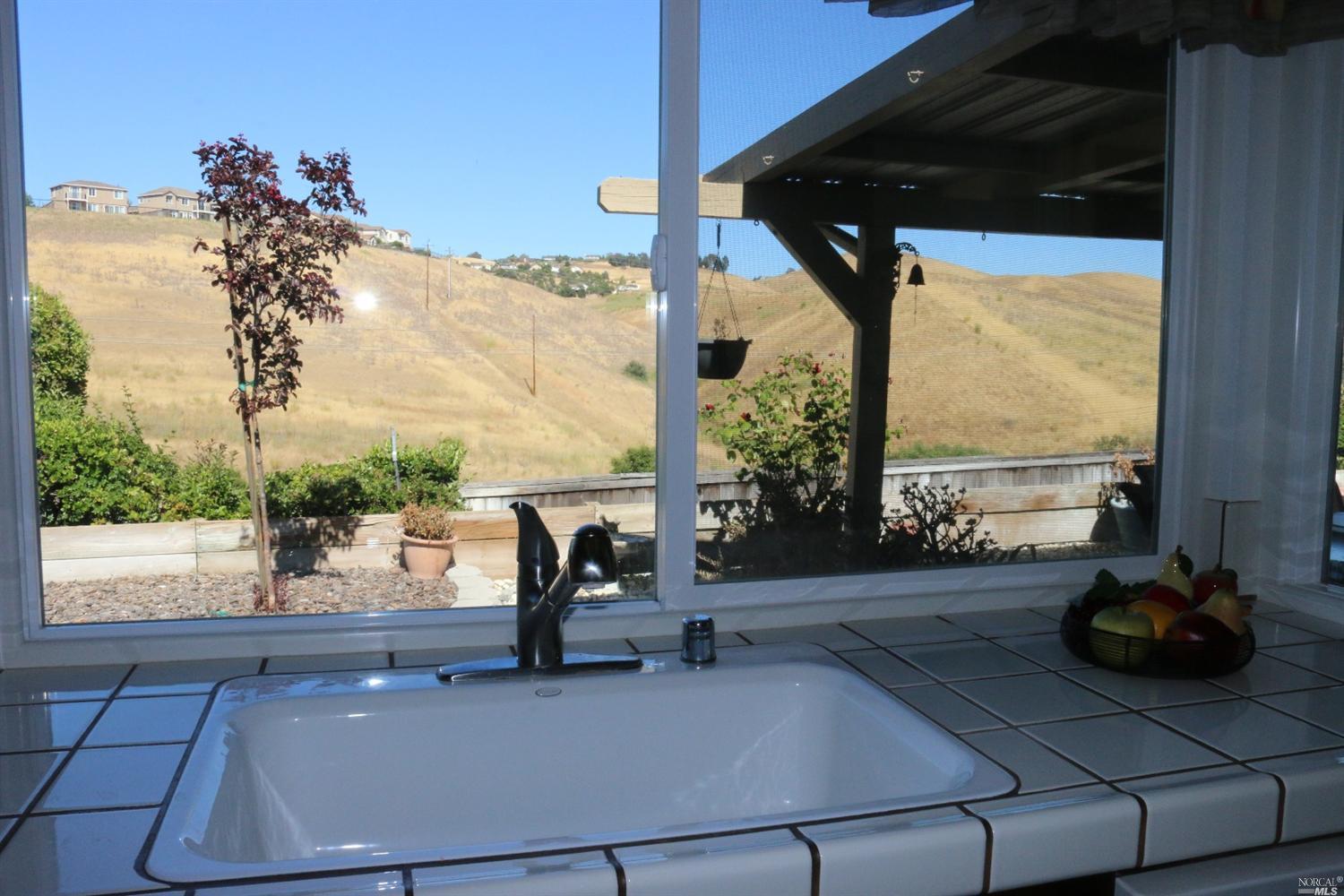 1376 Shea Ter, Vallejo, CA 94591 photo 16