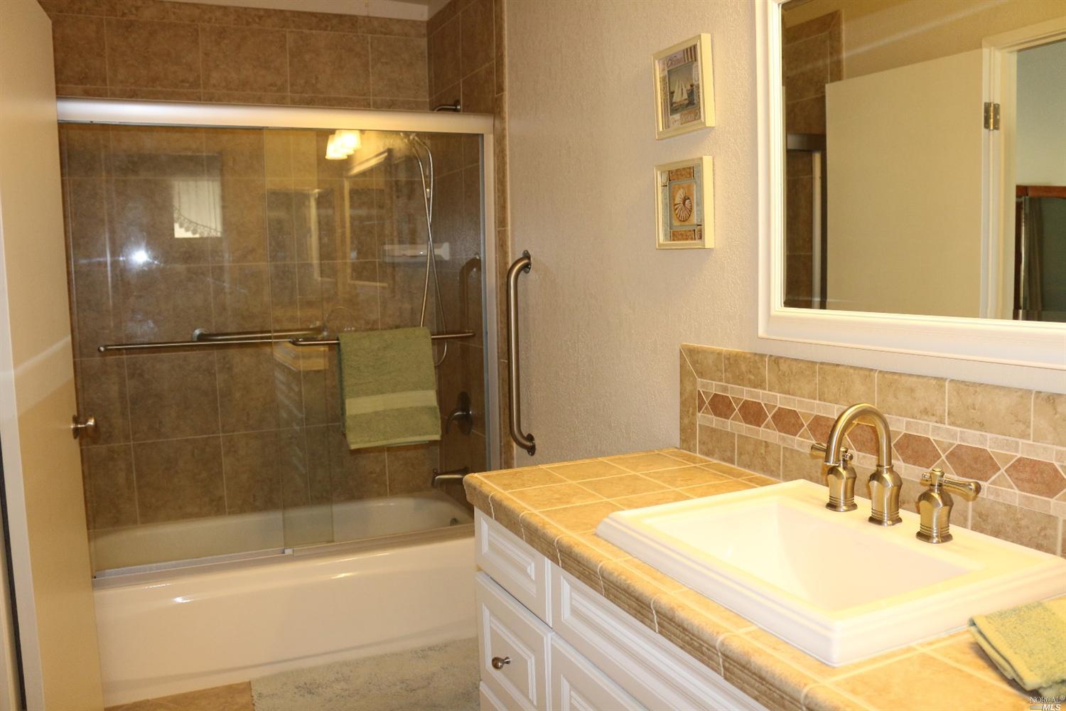 1376 Shea Ter, Vallejo, CA 94591 photo 24