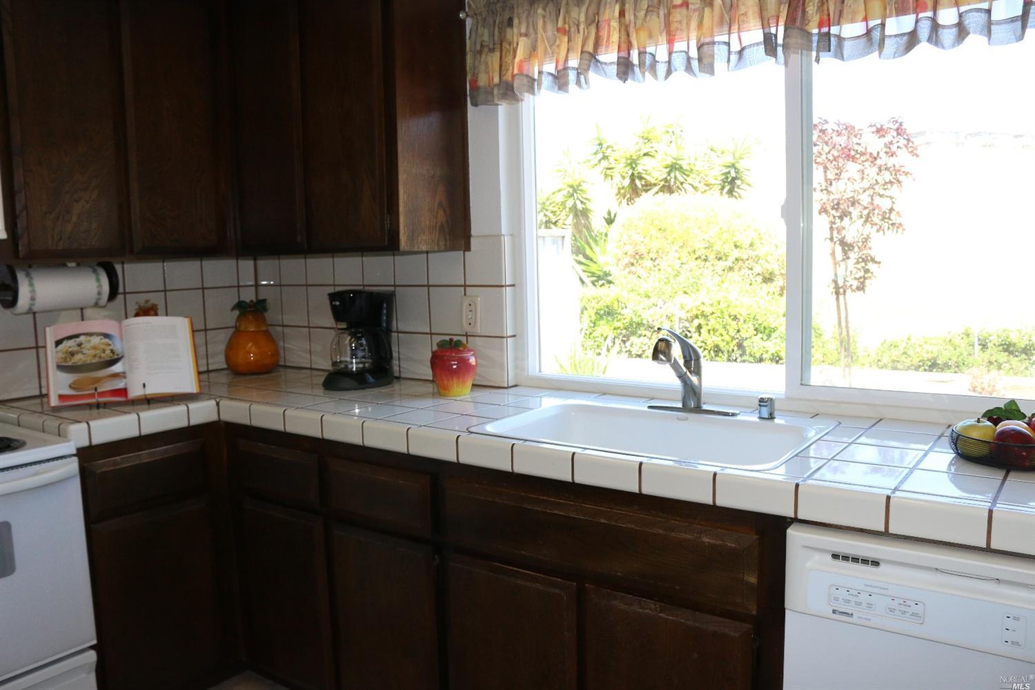 1376 Shea Ter, Vallejo, CA 94591 photo 15
