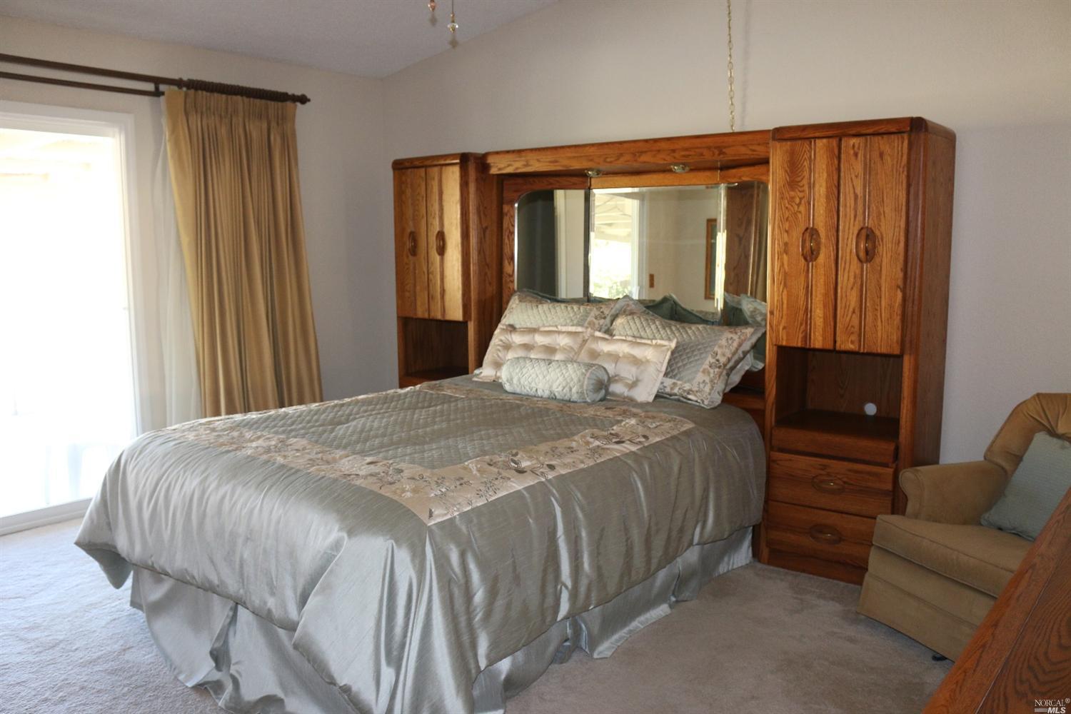 1376 Shea Ter, Vallejo, CA 94591 photo 21