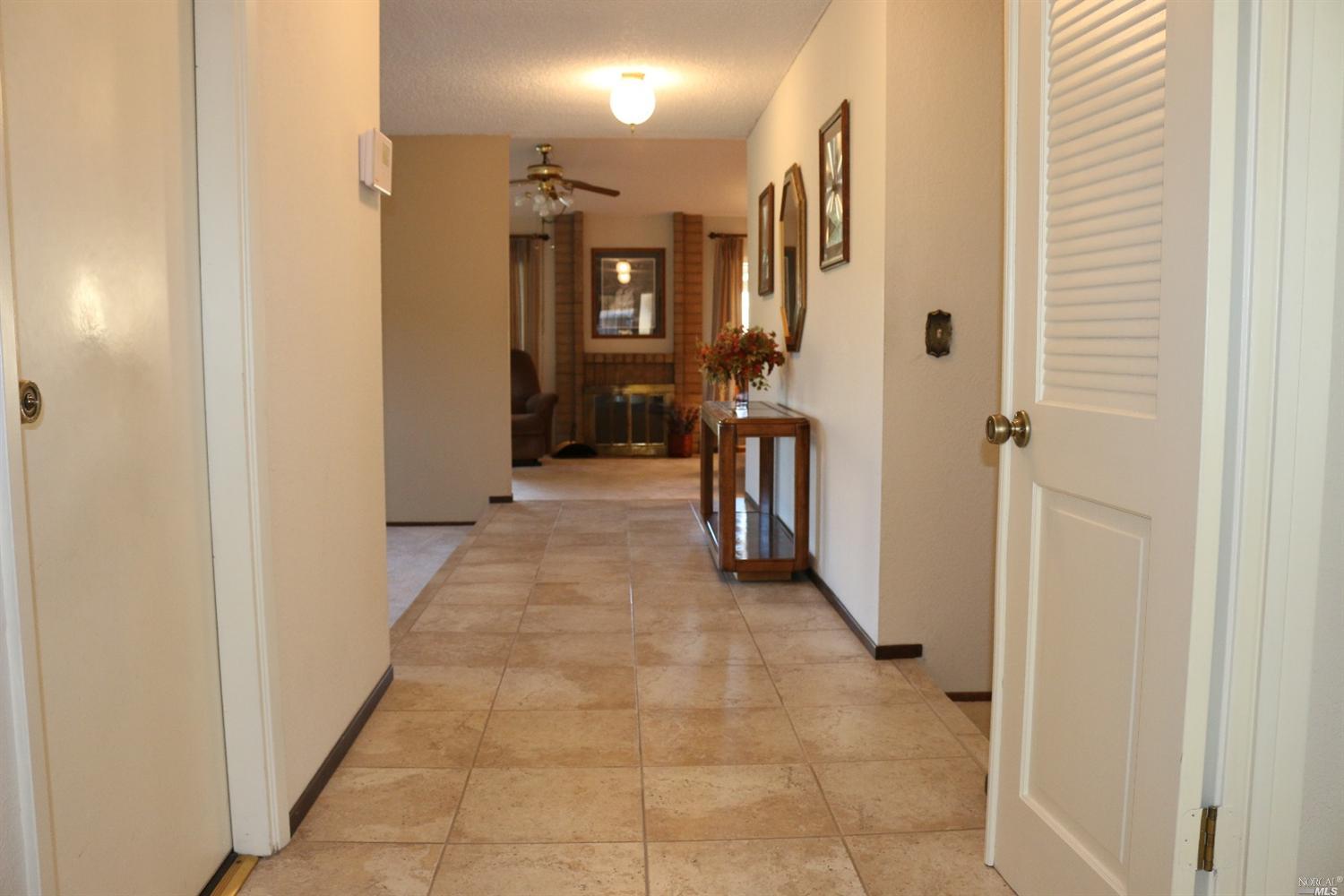 1376 Shea Ter, Vallejo, CA 94591 photo 9