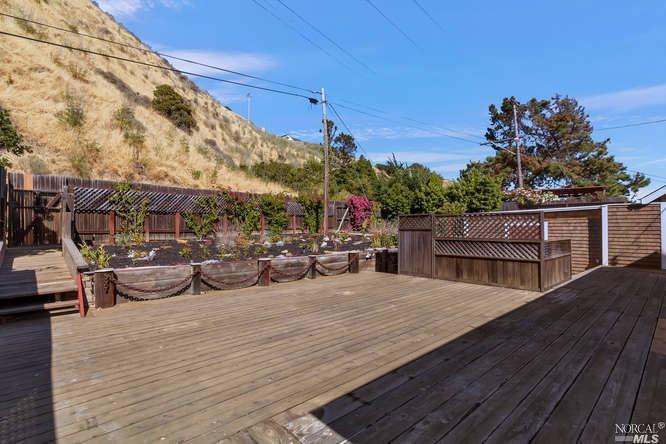 39 Sandy Beach Rd, Vallejo, CA 94590 photo 7