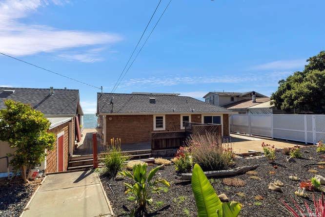 39 Sandy Beach Rd, Vallejo, CA 94590 photo 4