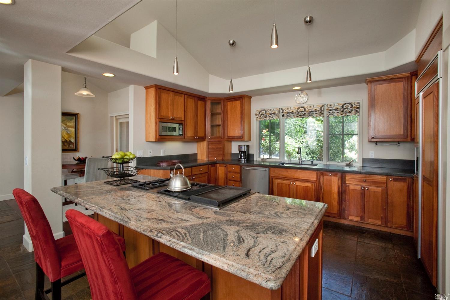1121 Pine Tree Ln, Sebastopol, CA 95472 photo 5