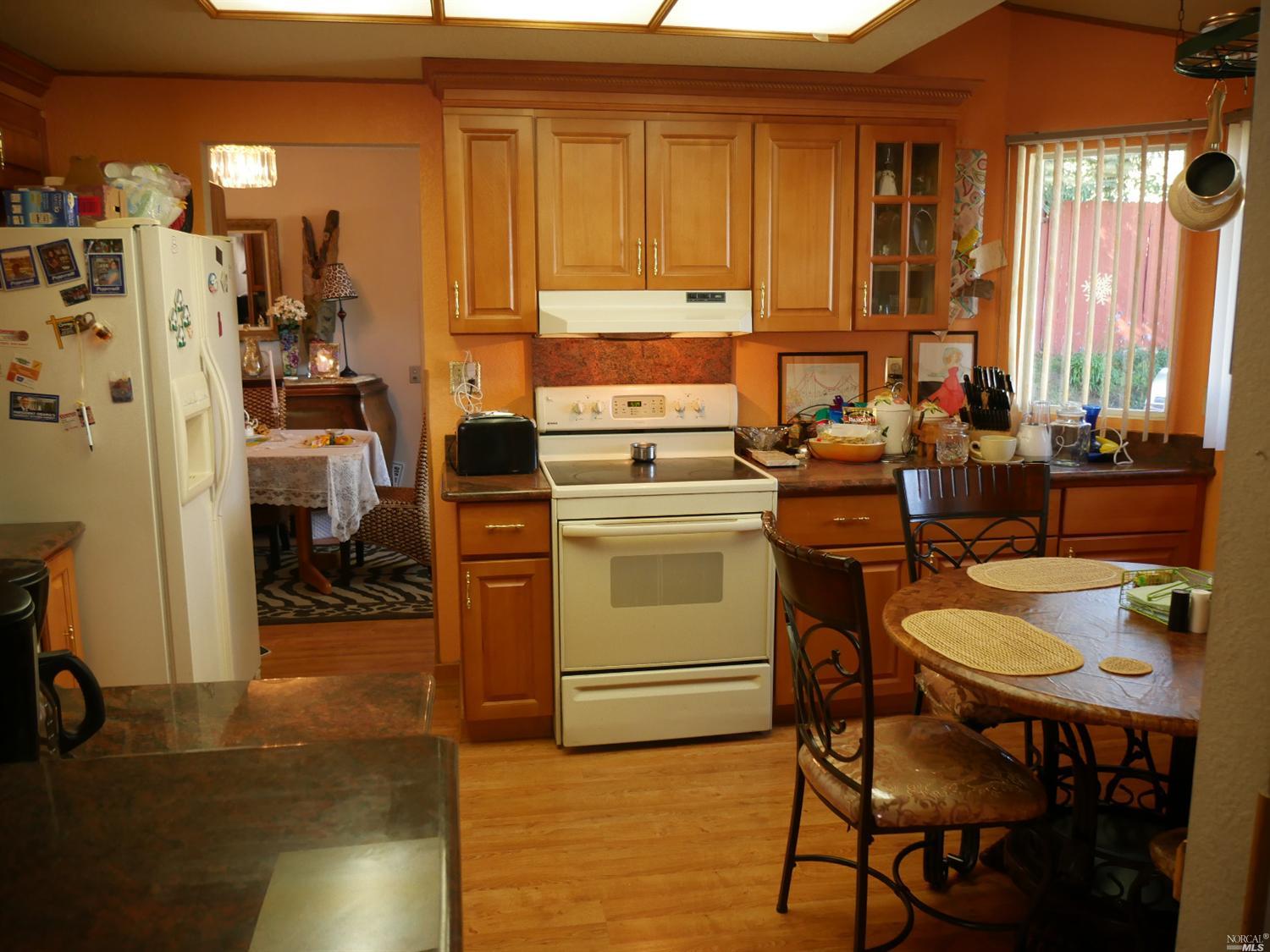 178 Vanessa St, Vallejo, CA 94589 photo 4