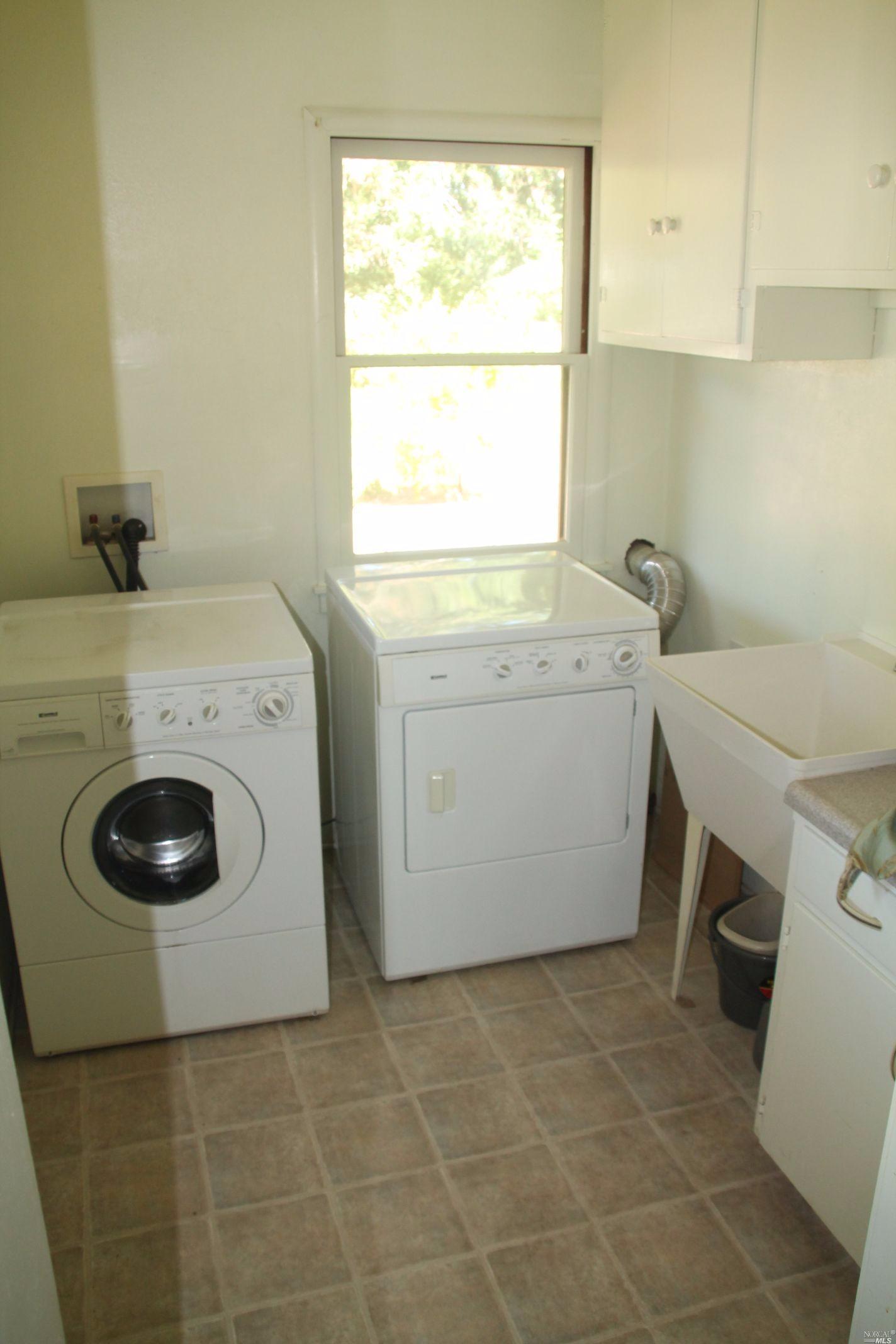 511 S Spring St, Ukiah, CA 95482 photo 26