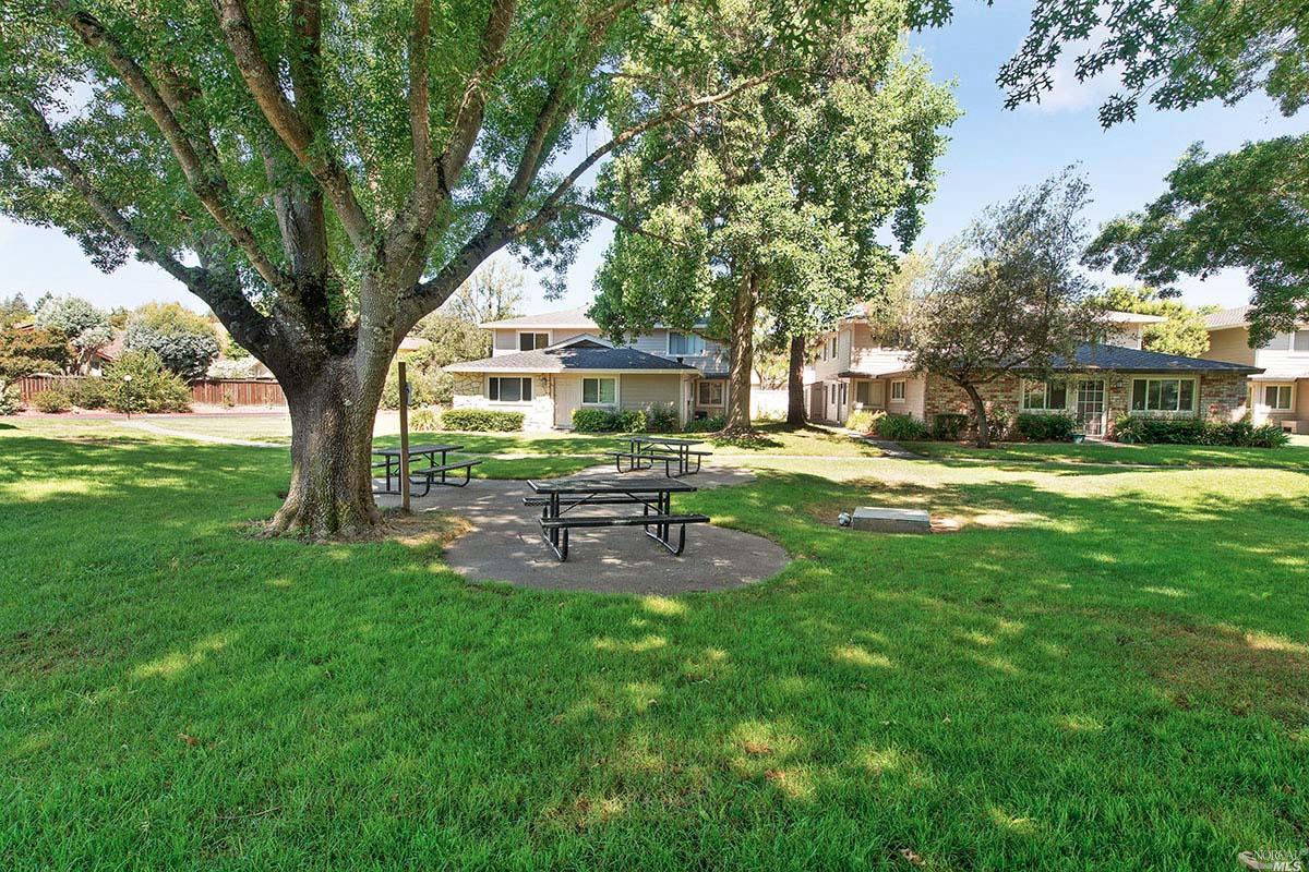 26 Trinity Dr, Novato, CA 94947 photo 19
