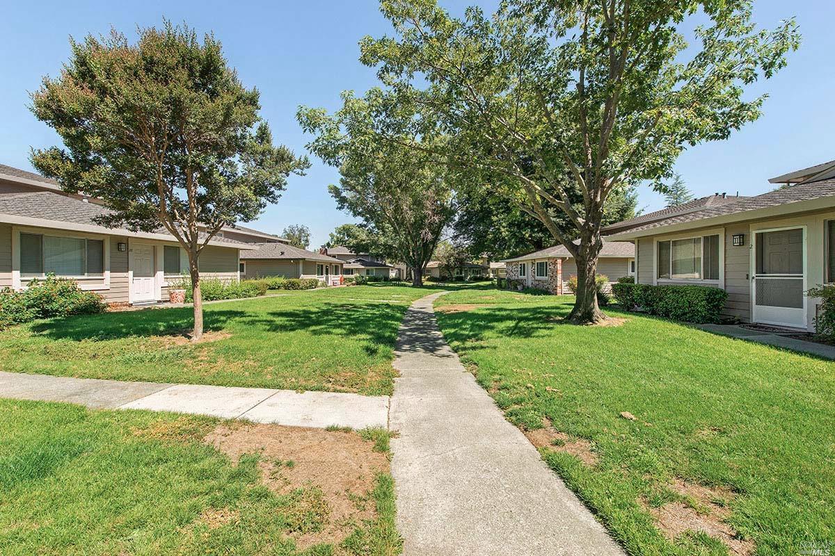 26 Trinity Dr, Novato, CA 94947 photo 21