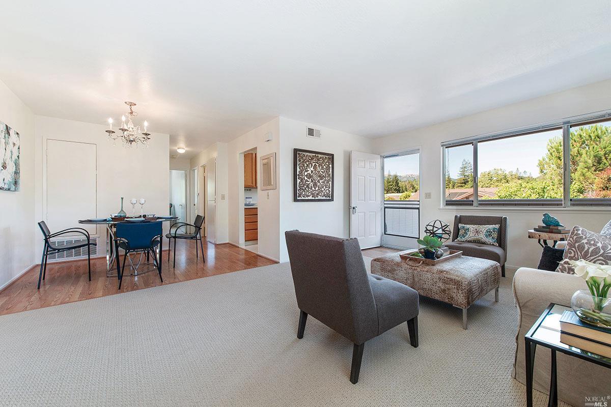26 Trinity Dr, Novato, CA 94947 photo 5