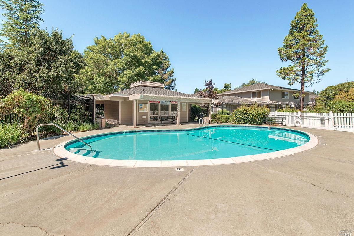 26 Trinity Dr, Novato, CA 94947 photo 23