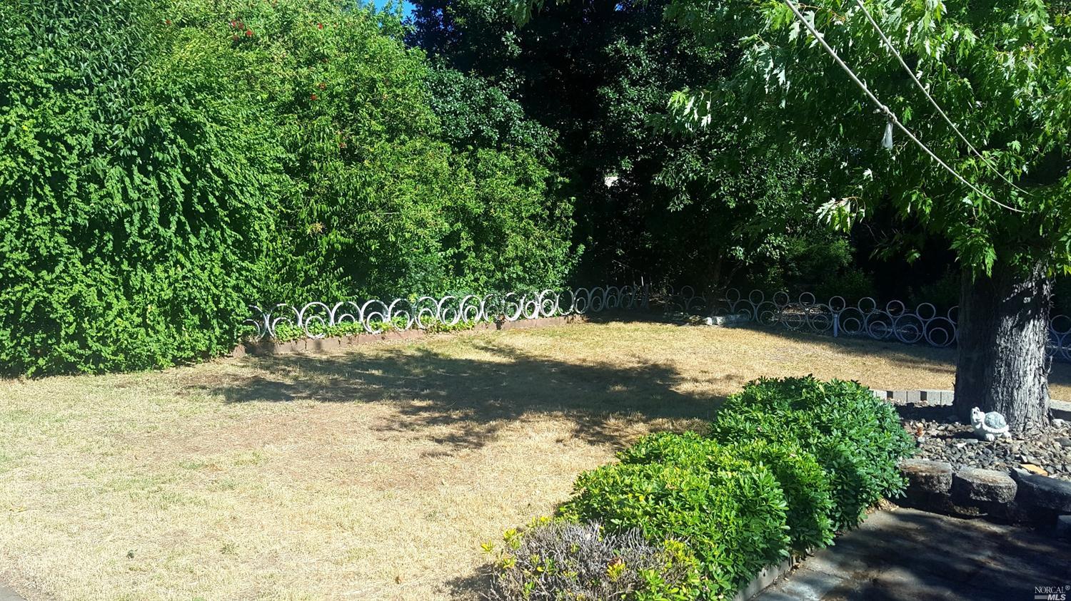 351 Lovers Ln, Ukiah, CA 95482 photo 10