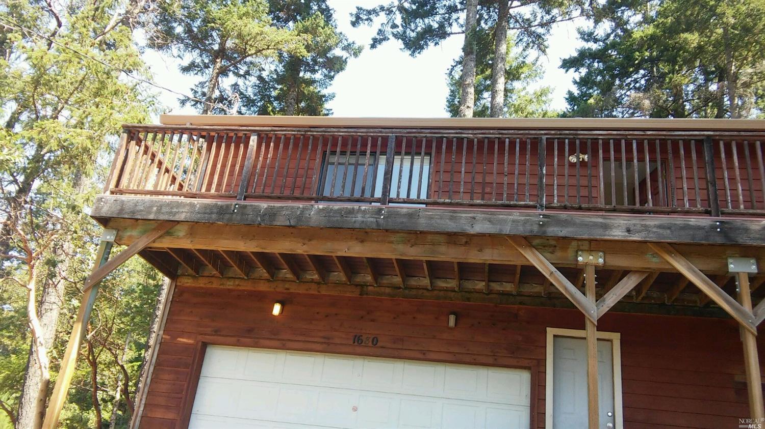1680 Harrah Dr, Willits, CA 95490 photo 2