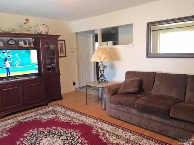 119 Rae Ct, Vallejo, CA 94591 photo 4