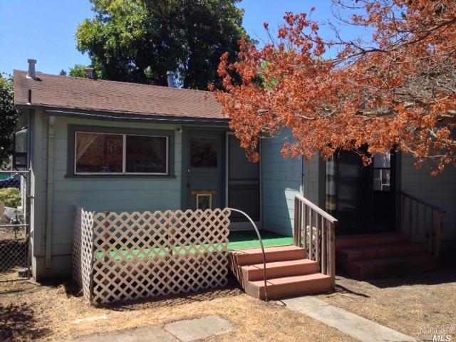 1676 G St, Napa, CA 94559 photo 2