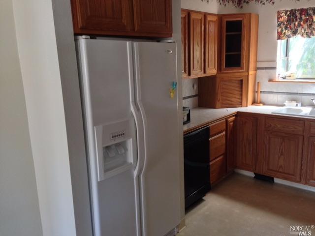 1676 G St, Napa, CA 94559 photo 4