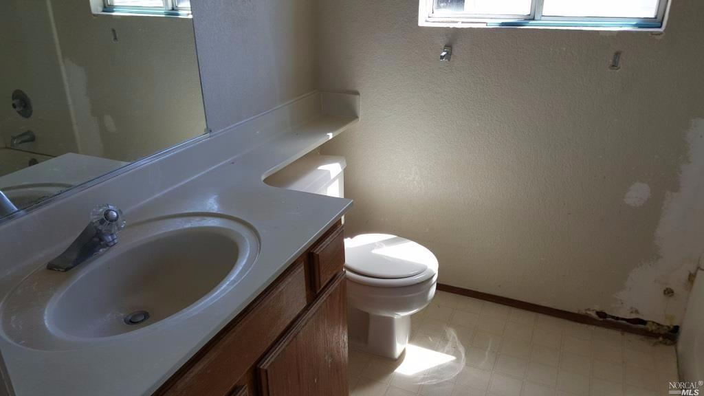 380 Cimarron Dr, Vallejo, CA 94589 photo 10