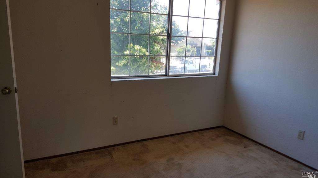 380 Cimarron Dr, Vallejo, CA 94589 photo 9