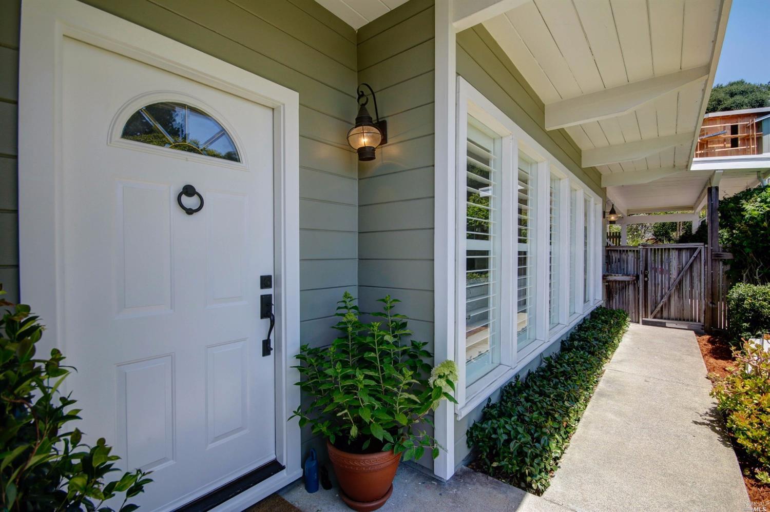 546 Silverado Dr, Tiburon, CA 94920 photo 4