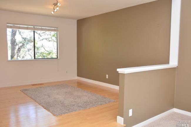 346 Country Club Ln, Napa, CA 94558 photo 8