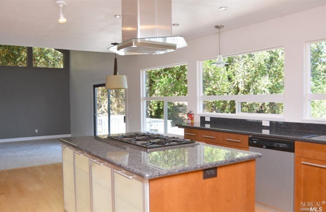 346 Country Club Ln, Napa, CA 94558 photo 9