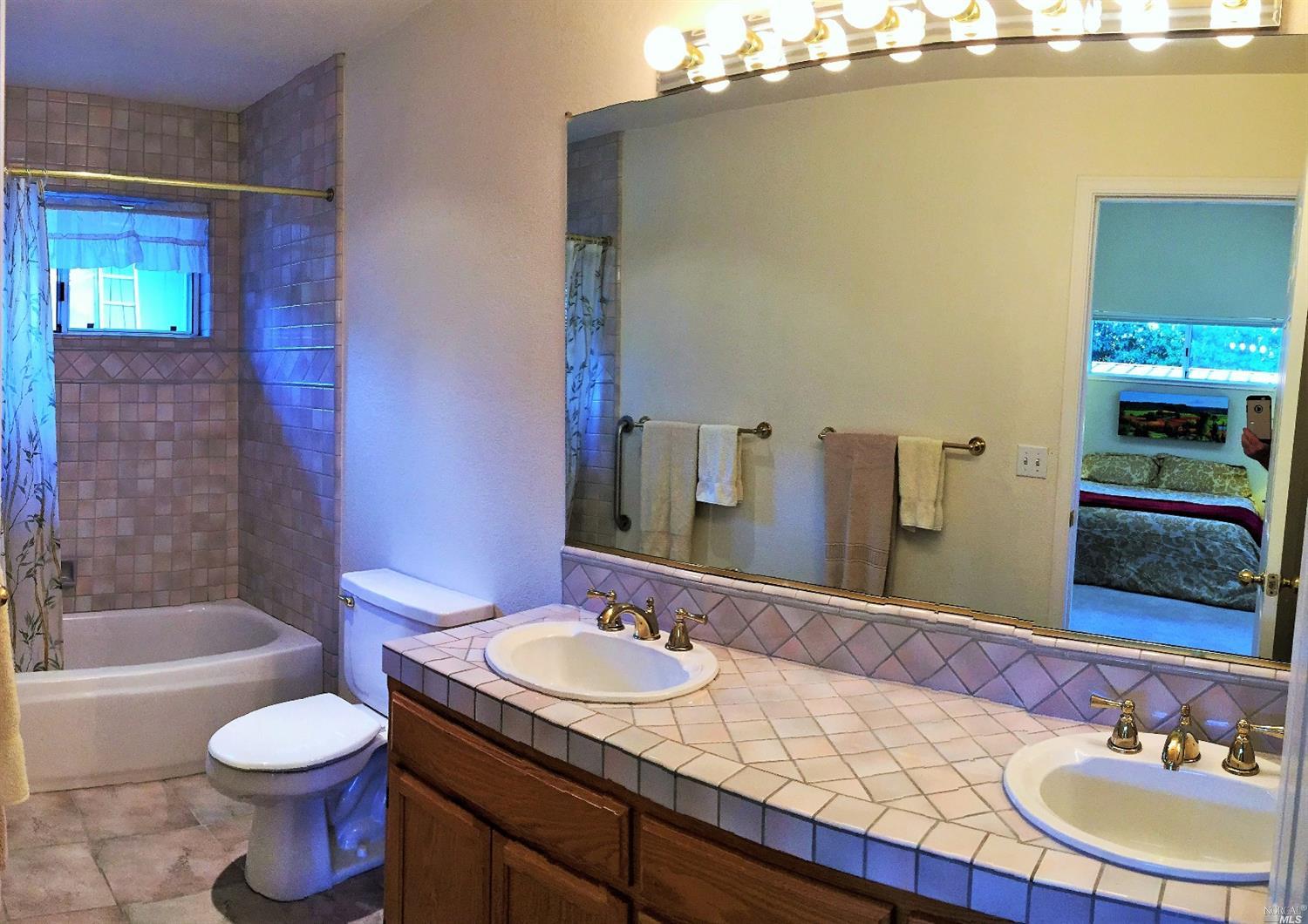 438 Walten Way, Windsor, CA 95492 photo 11