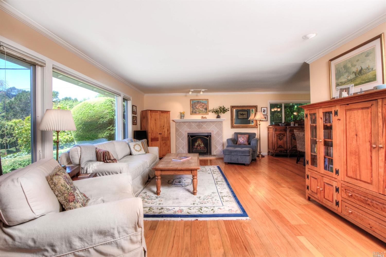 15 Rancho Dr, Tiburon, CA 94920 photo 3