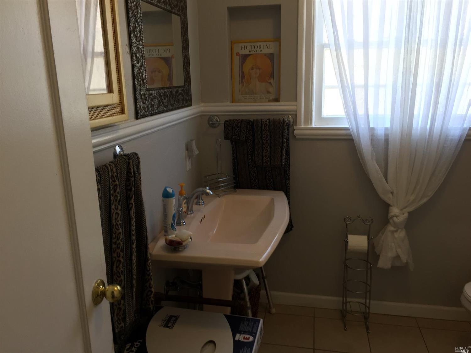 2008 Tennessee St, Vallejo, CA 94590 photo 10