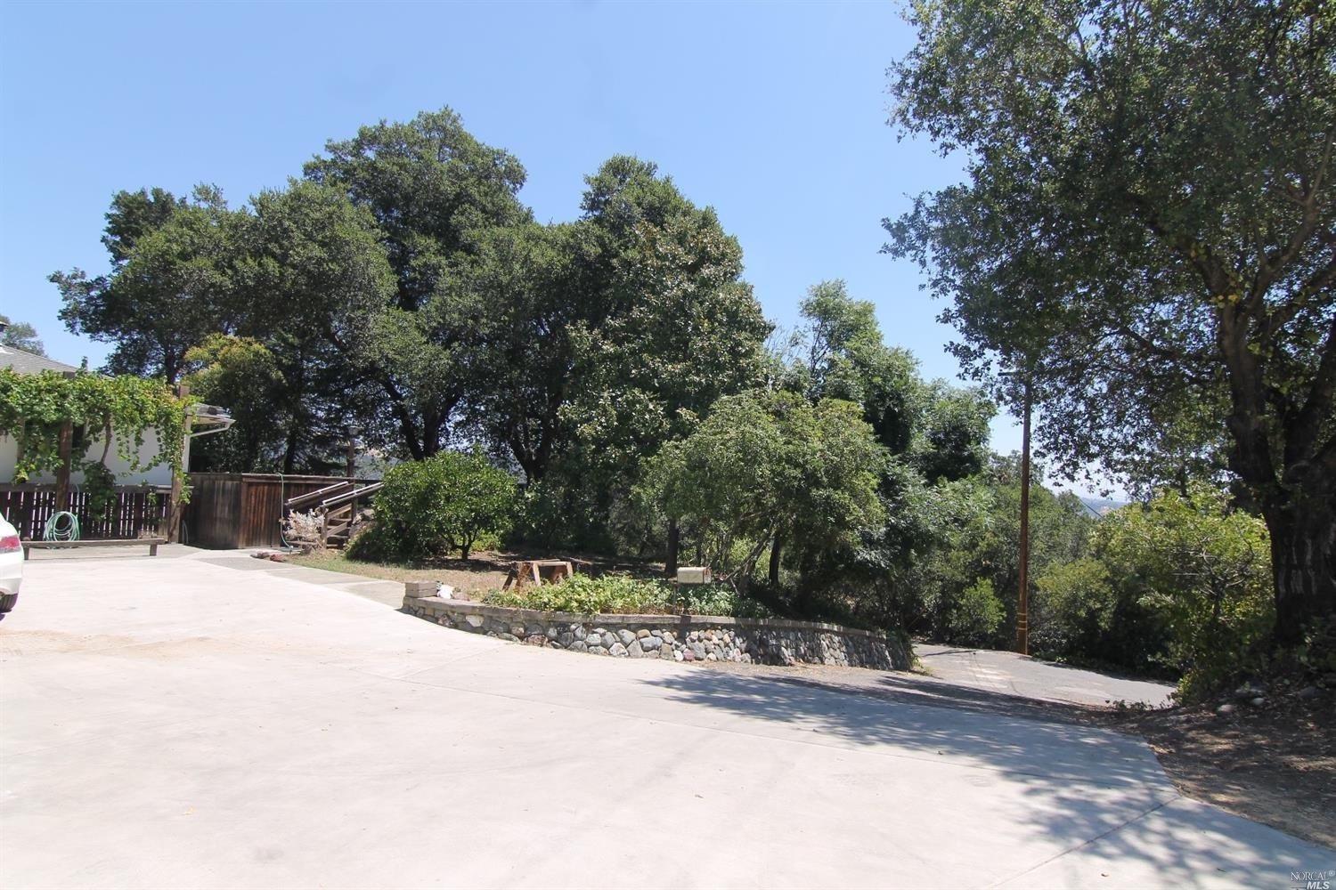 305 Imperial Dr, Cloverdale, CA 95425 photo 5