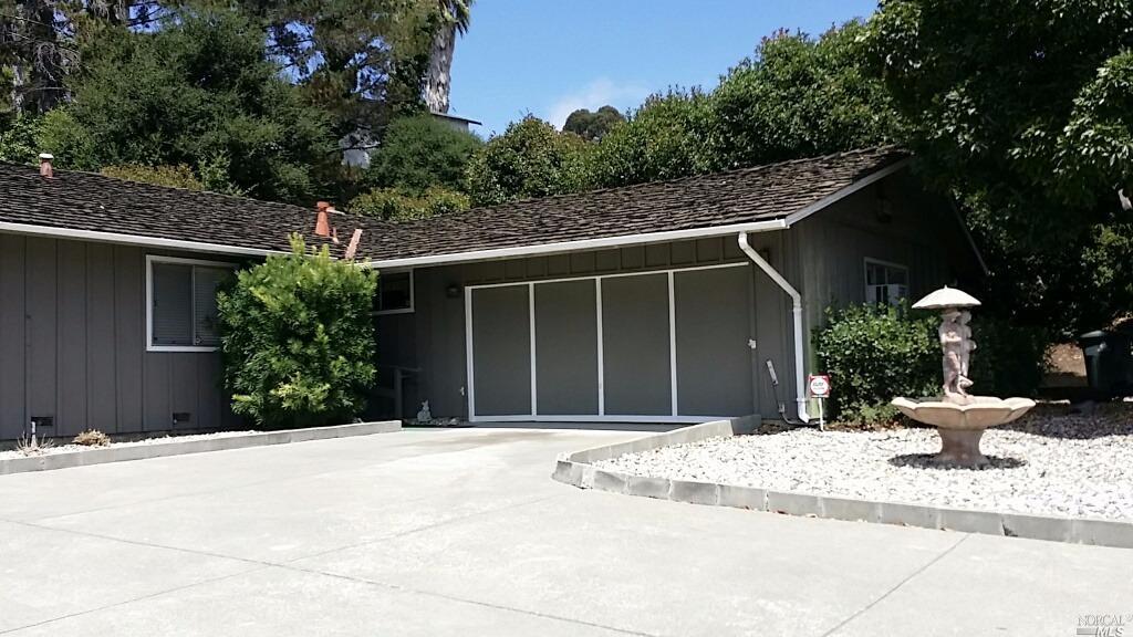 223 Locust Dr, Vallejo, CA 94591 photo 3