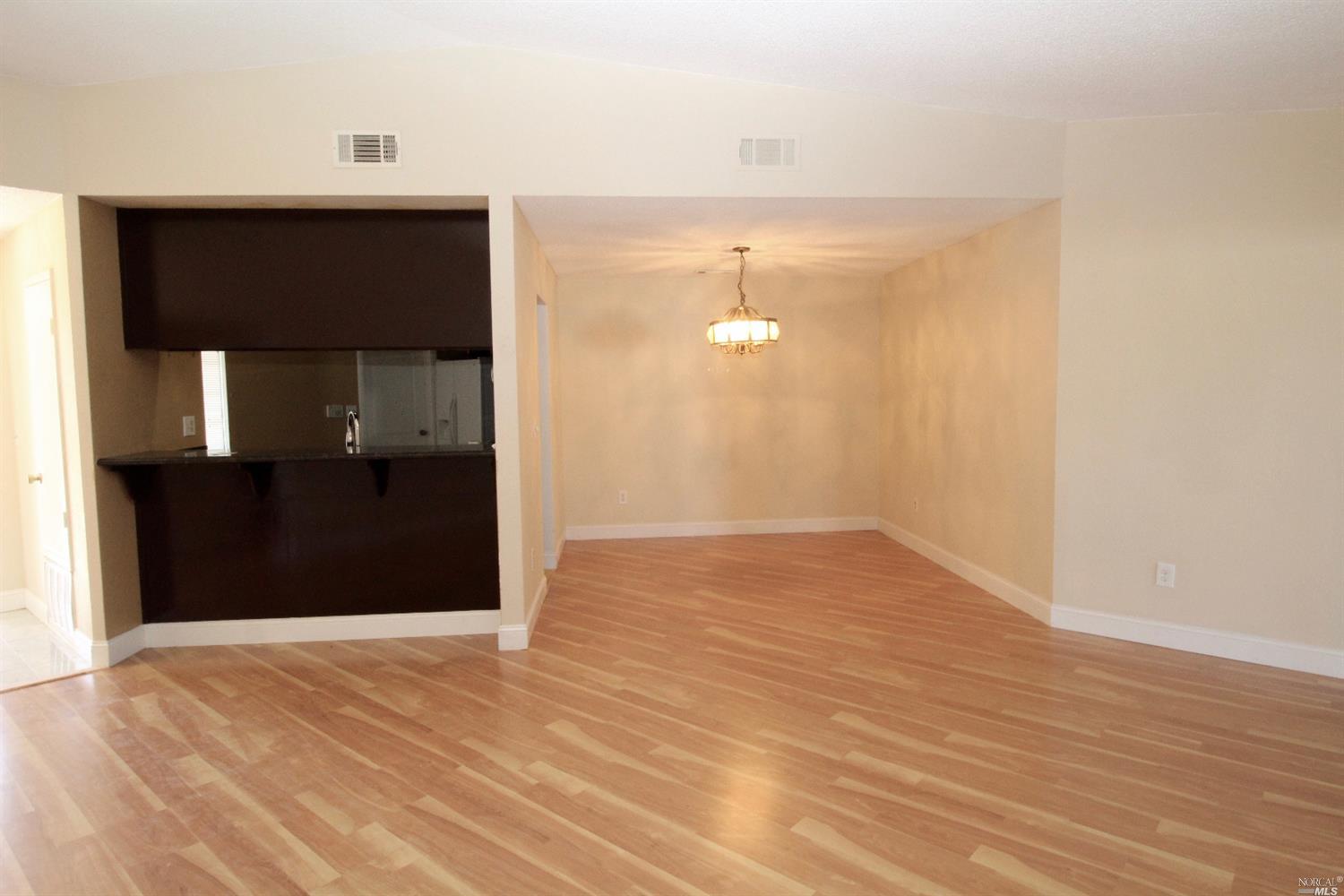 191 Suffolk Ln, Vallejo, CA 94591 photo 6