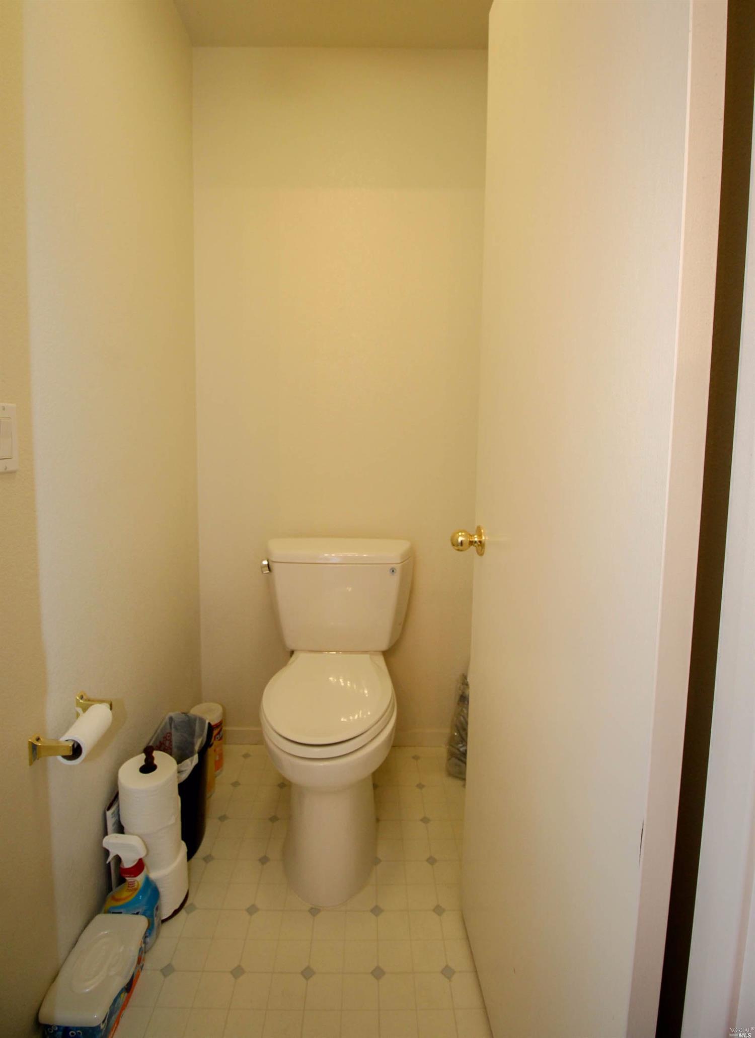 137 Cliff Walk Dr, Vallejo, CA 94591 photo 39