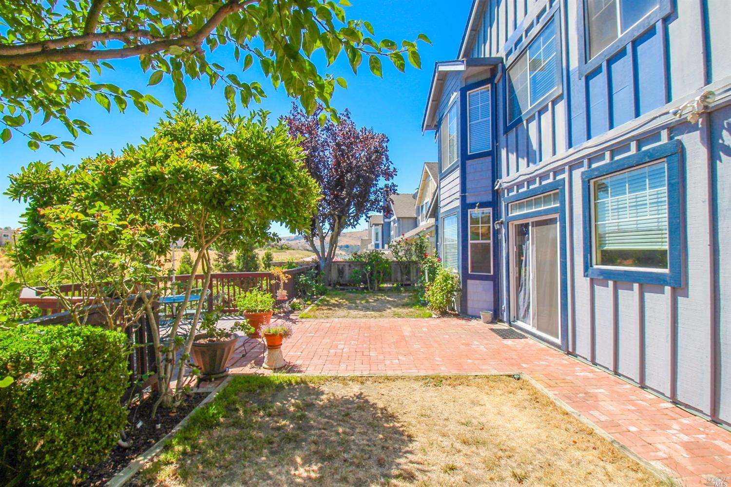 137 Cliff Walk Dr, Vallejo, CA 94591 photo 44