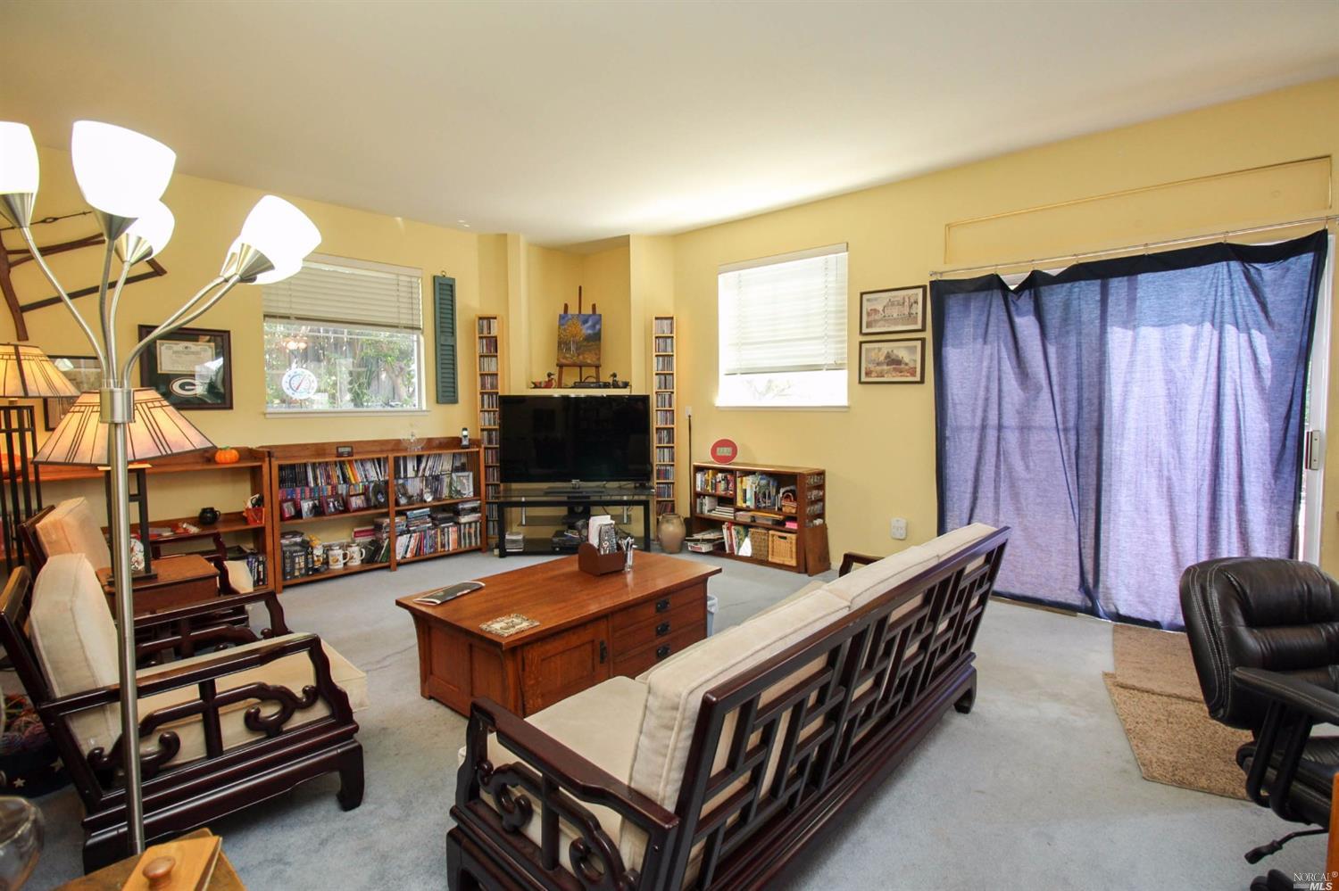 137 Cliff Walk Dr, Vallejo, CA 94591 photo 18