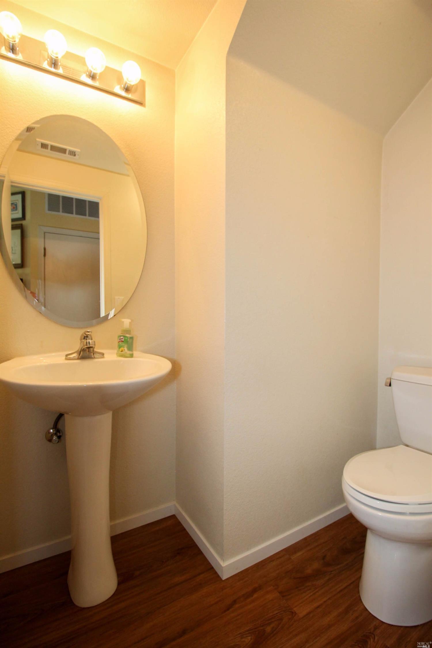 137 Cliff Walk Dr, Vallejo, CA 94591 photo 20