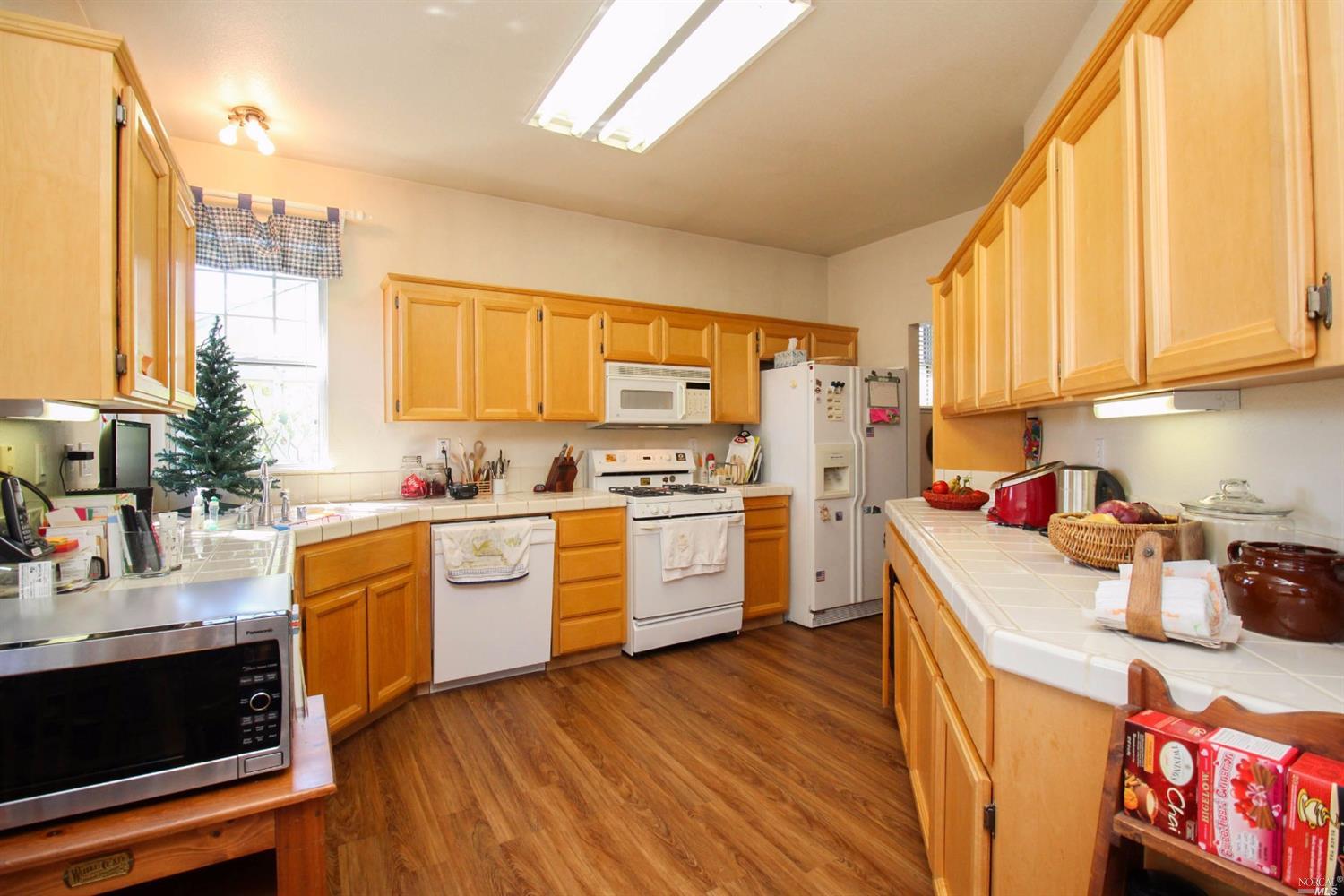 137 Cliff Walk Dr, Vallejo, CA 94591 photo 13