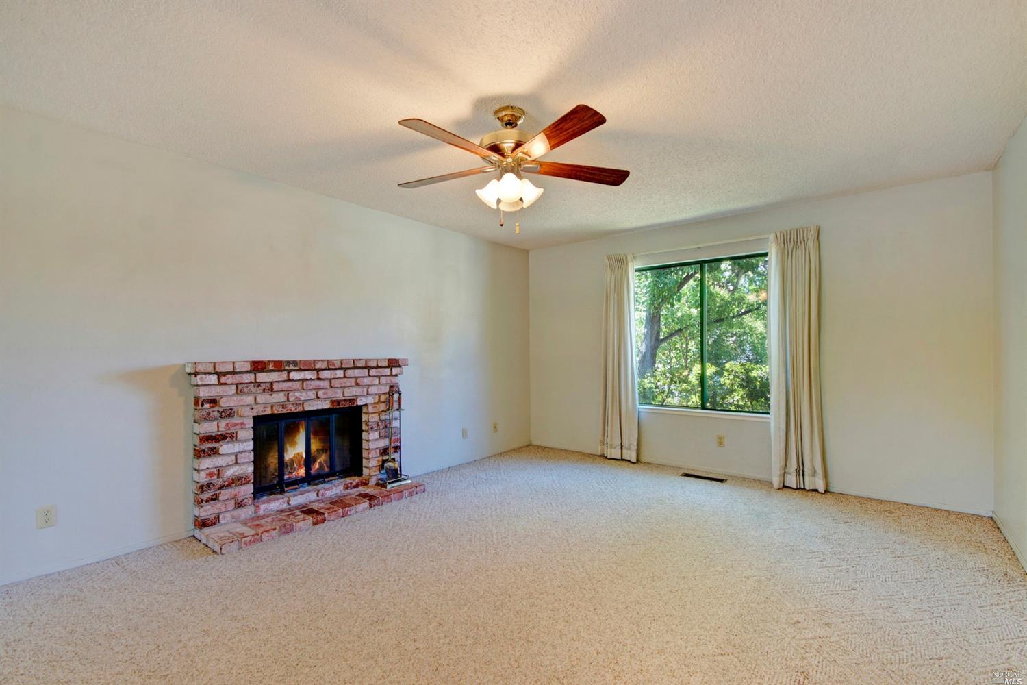 680 Sherman Ct, Sonoma, CA 95476 photo 5