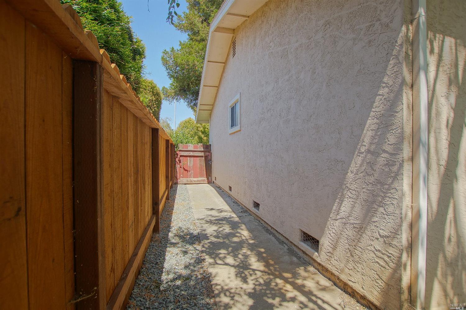 540 Silverado Cir, Fairfield, CA 94534 photo 12