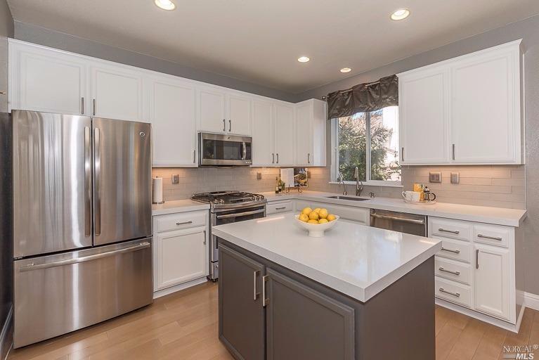 7443 14th Hole Dr, Windsor, CA 95492 photo 2