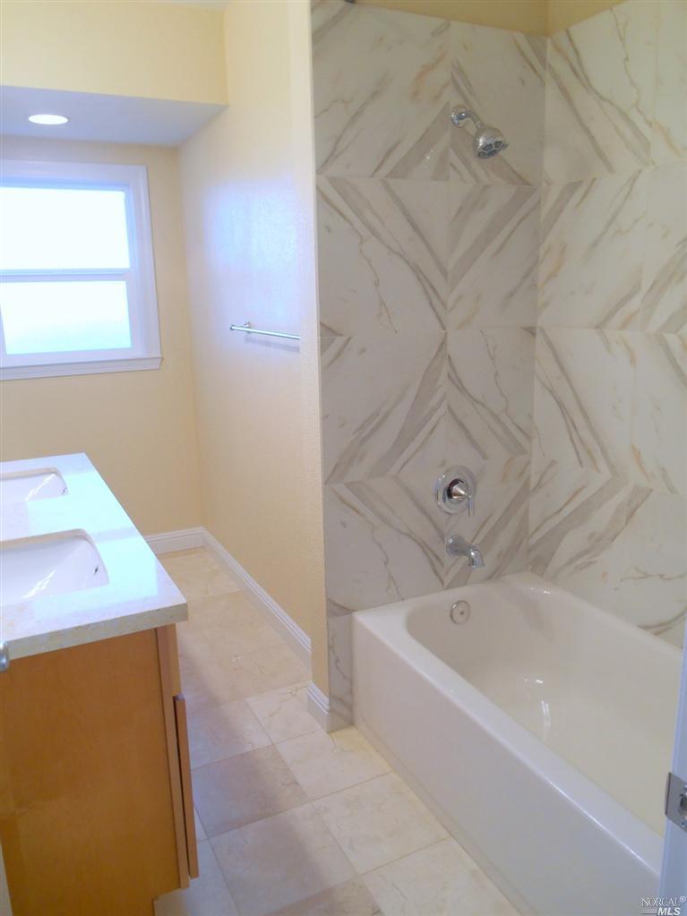 208 Benicia Rd, Vallejo, CA 94590 photo 11