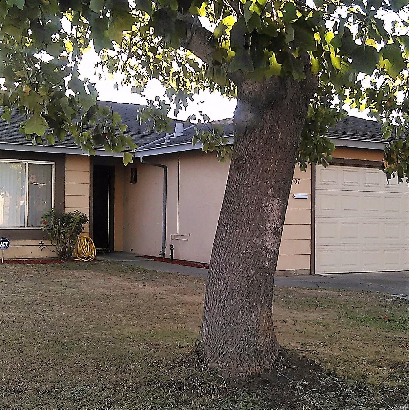 1007 Roleen Dr, Vallejo, CA 94589 photo 2