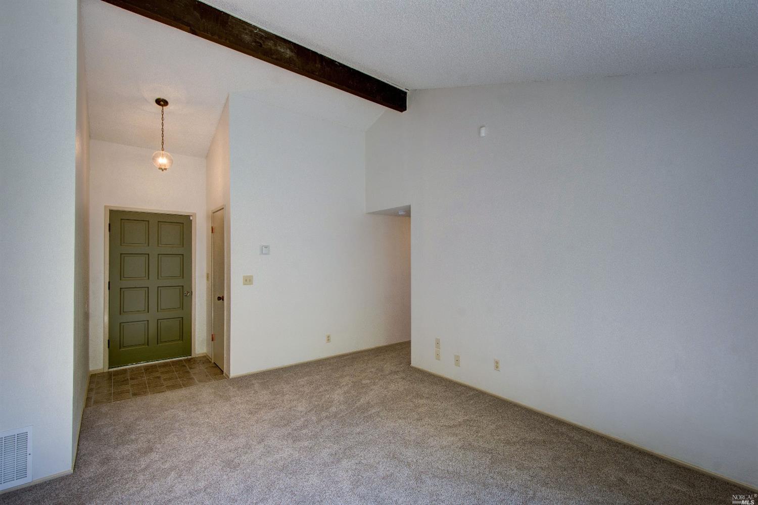124 Greeves St, Vallejo, CA 94591 photo 2