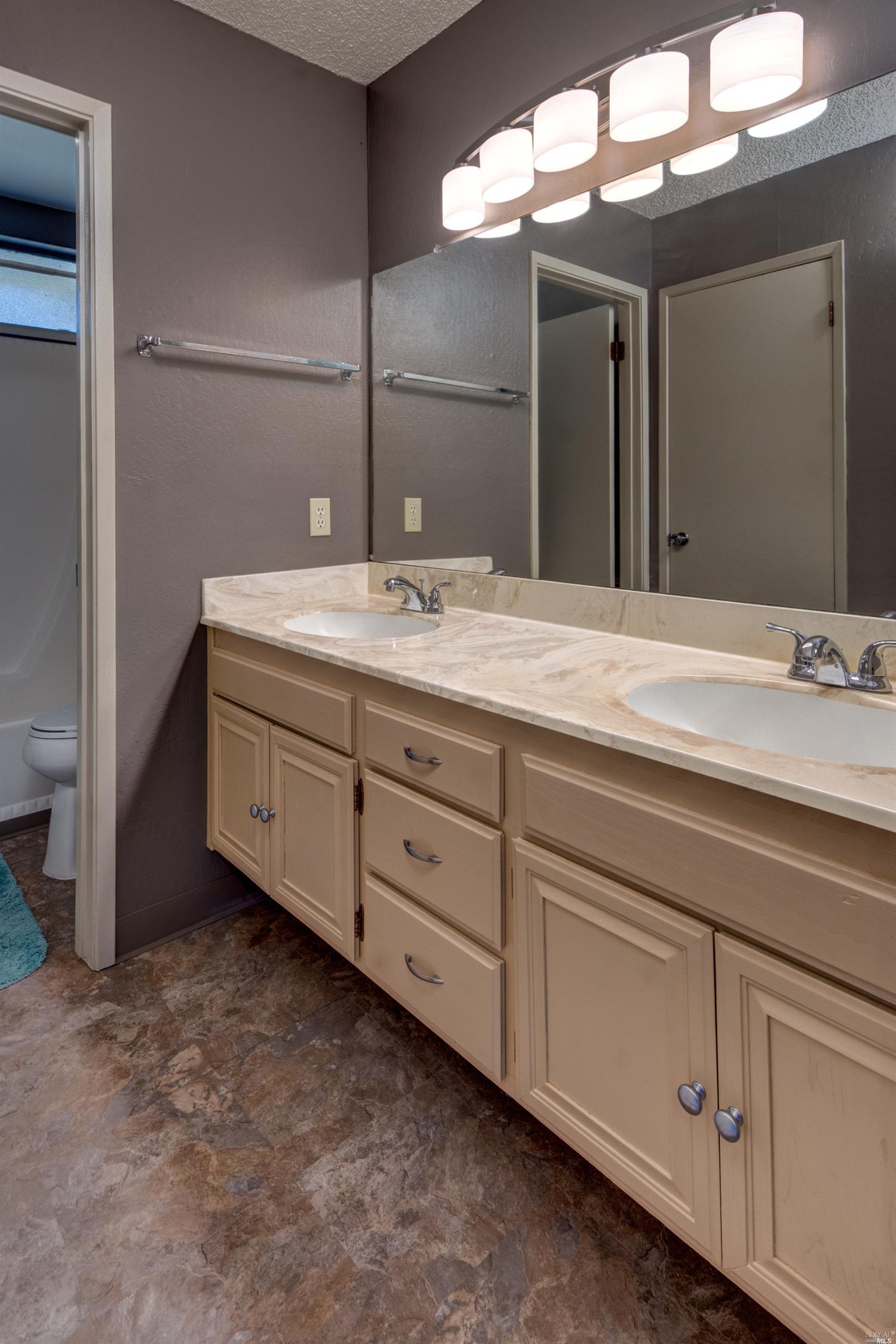 124 Greeves St, Vallejo, CA 94591 photo 6