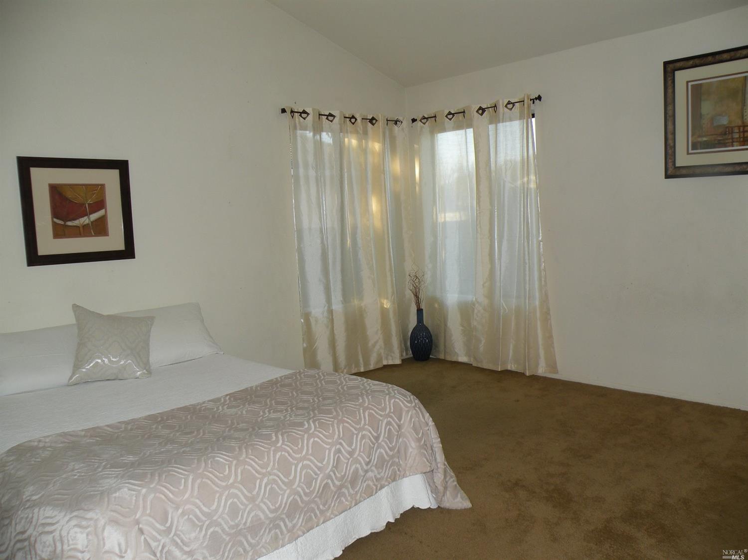 8568 Wren Dr, Cotati, CA 94931 photo 11