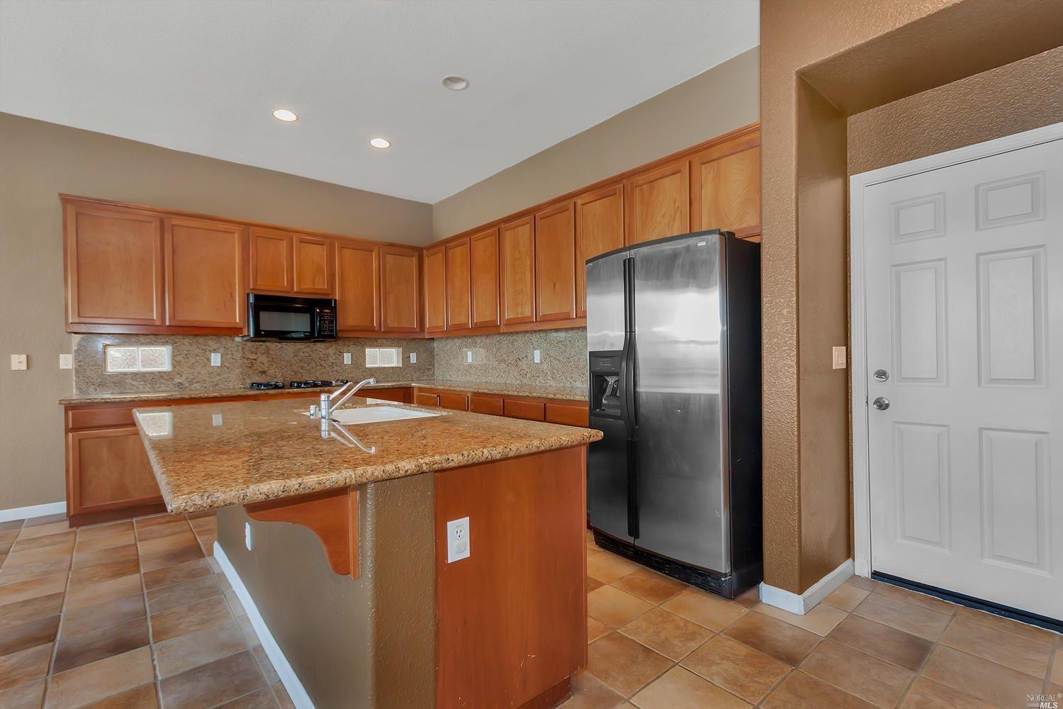 Undisclosed, Vallejo, CA 94591 photo 5