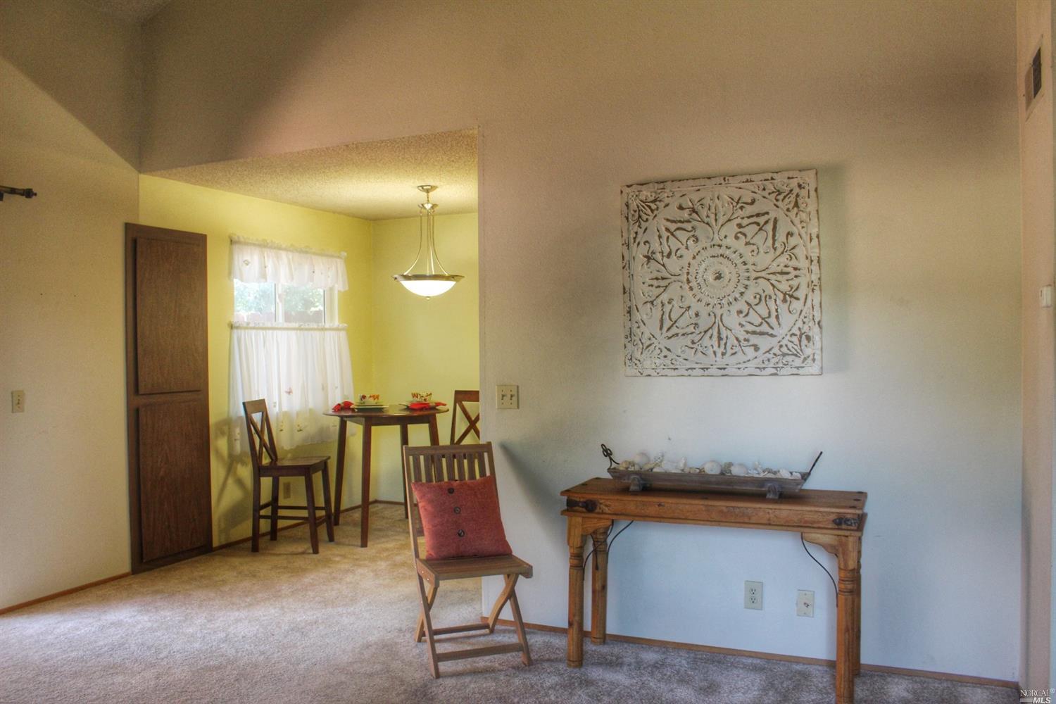 359 Eldridge Ave, Vacaville, CA 95688 photo 3