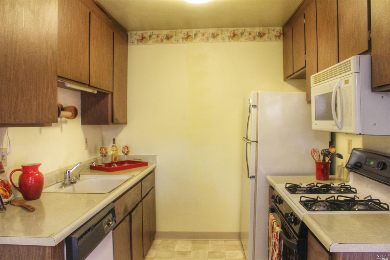 359 Eldridge Ave, Vacaville, CA 95688 photo 5