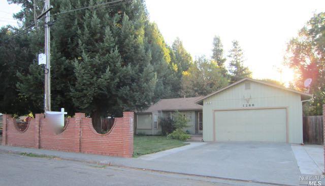 1288 Locust St, Willits, CA 95490 photo 2