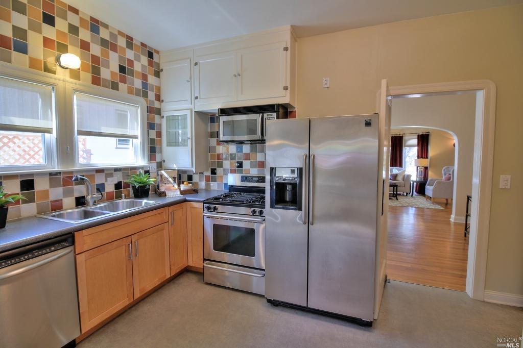 1416 Glenn St, Vallejo, CA 94590 photo 9